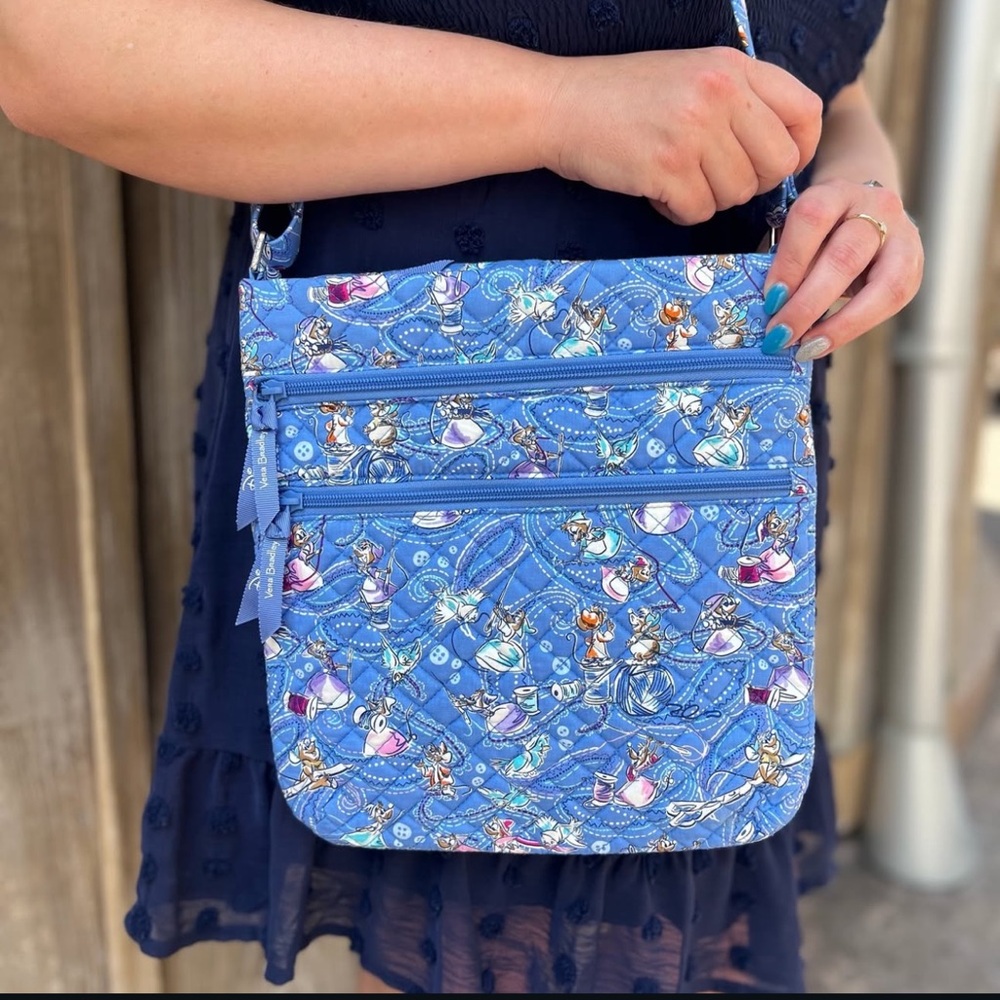 Vera Bradley x Disney | Triple Zip Hipster Crossbody Cinderella Paisley Friends - Picture 8 of 11